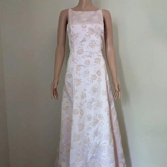 Betsy & Adam by Jaslene Pink Floral Sleeveless Gown Size 10 - Picture 1 of 13